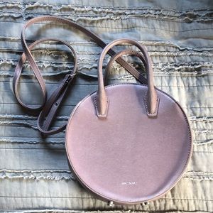 GENTLY USED!! Matt & Nat vegan leather crossbody